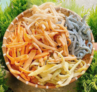 MỨT DỪA DẺO - NON MÀU SẮC RAU CỦ TỰ NHIÊN - TÚ SƯƠNG FOODS - ĐẶC SẢN XỨ DỪA