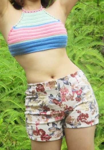 Áo bikini len móc handmade , áo bikini móc kiểu cổ yếm bằng len , bikini mặc đi biển