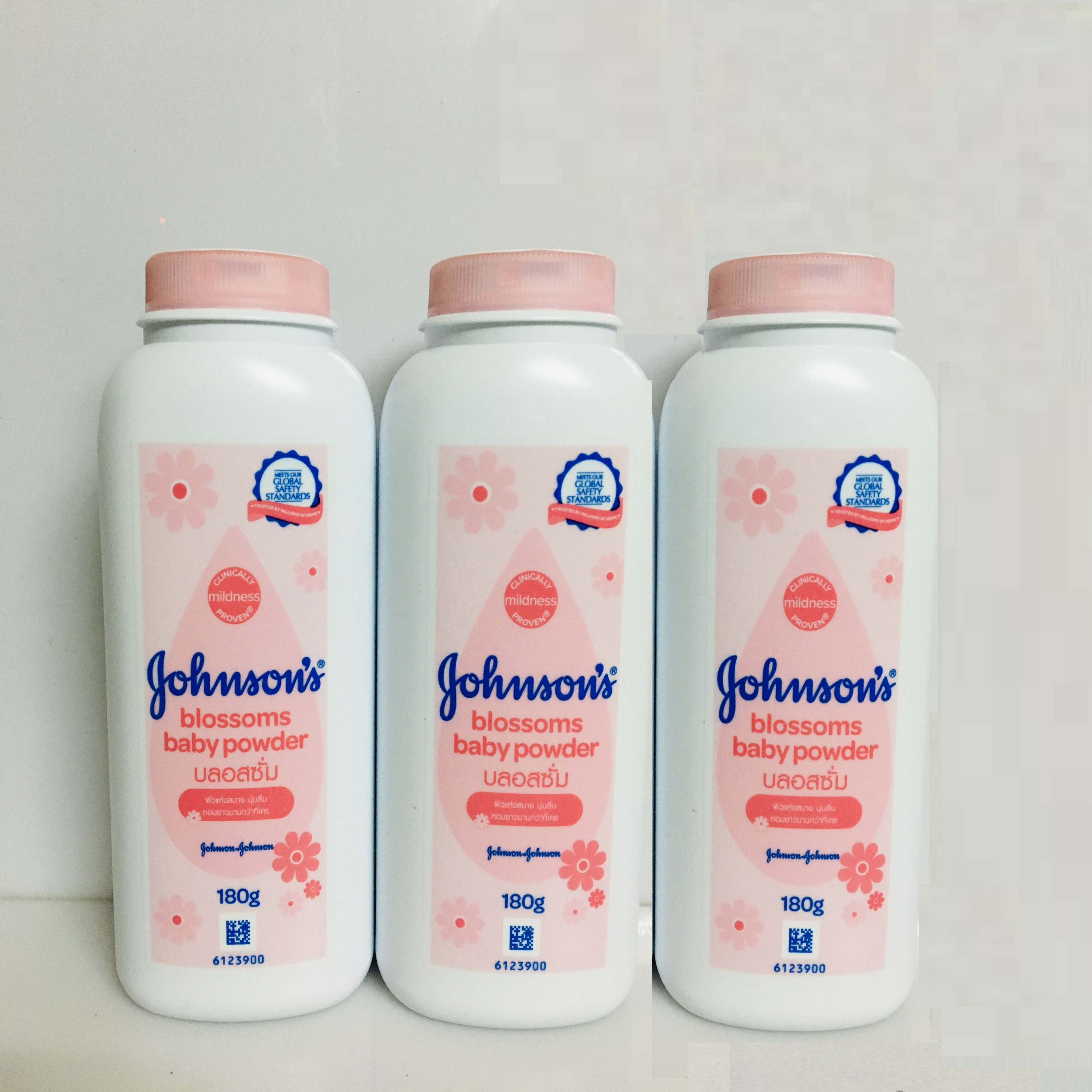 Combo 3 chai phấn thơm hương hoa johnson baby 180g thái lan