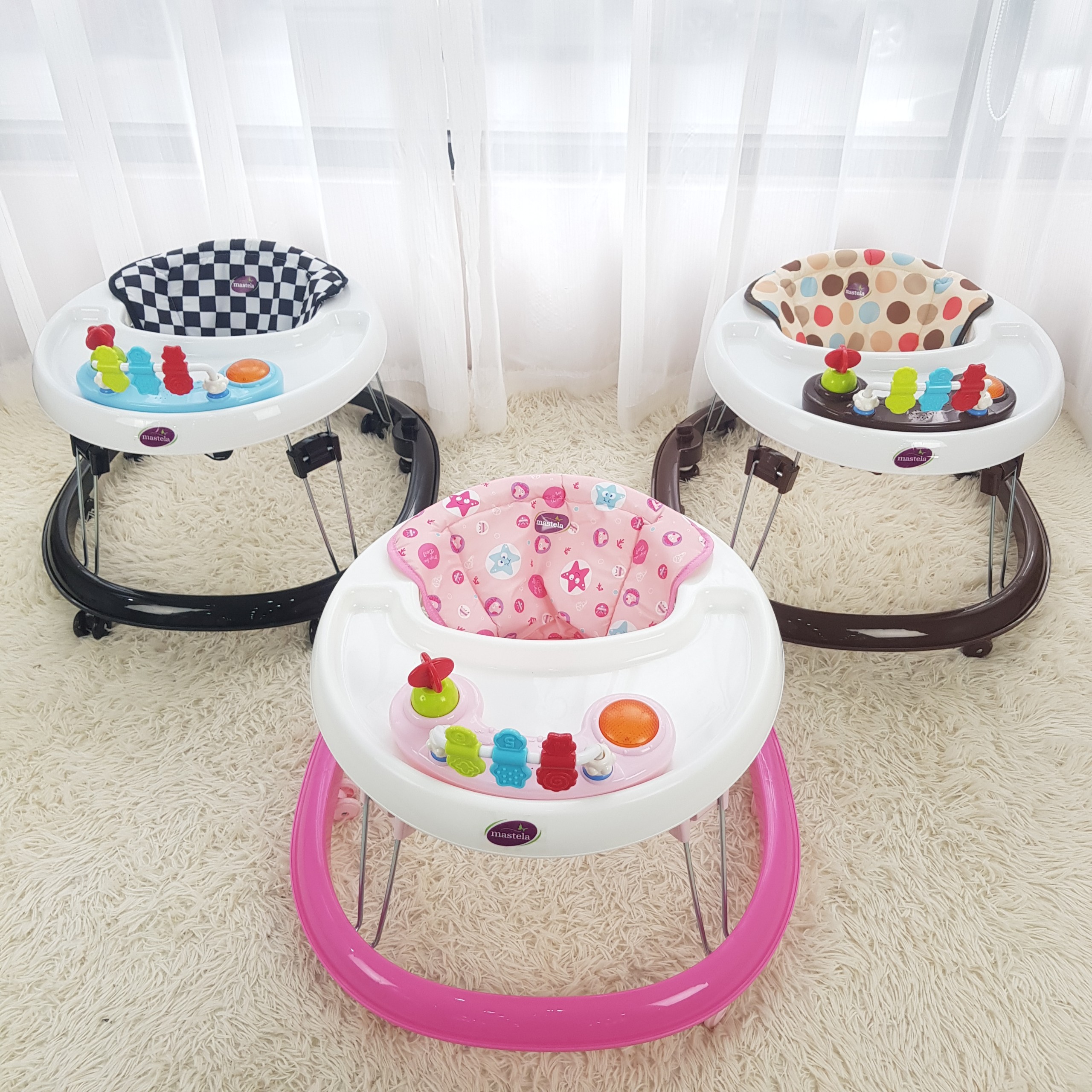 Xe tập đi có đồ chơi Mastela W2002