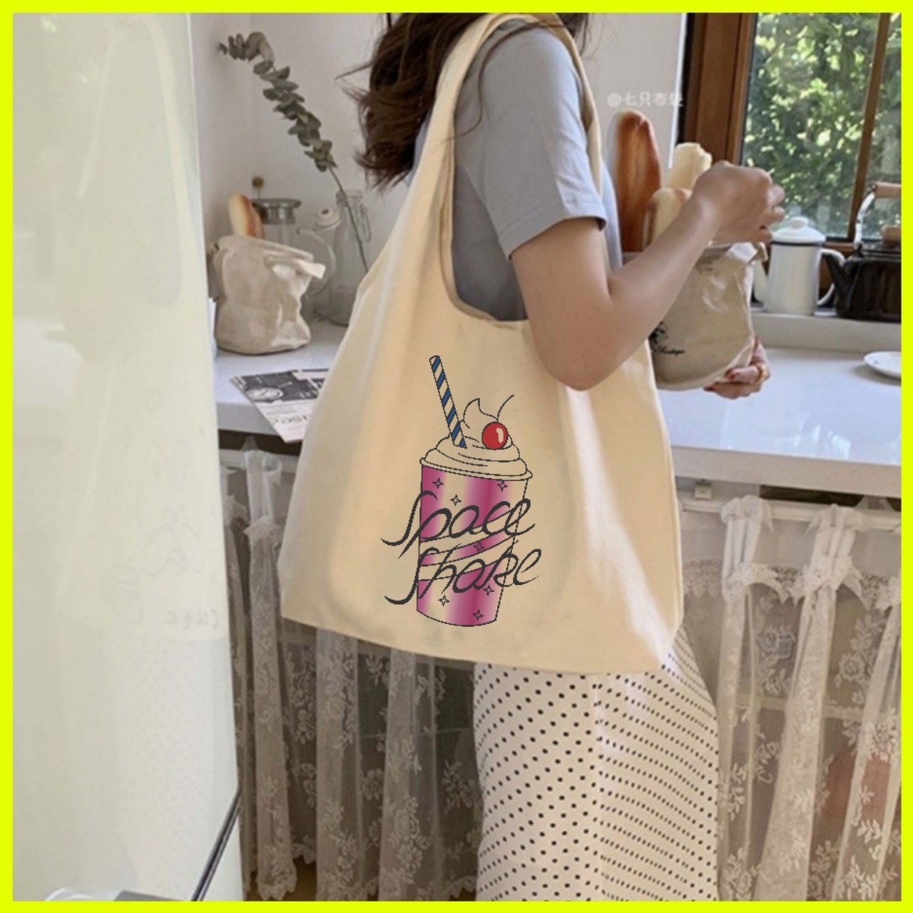 [HCM][GIÁ GỐC] Túi tote  Túi vải  Túi đeo vai . Túi xách KEM SPACE  vải canvas mềm với nhiều mẫu mới và hót phong cách Hàn Quốc Là 1 item không thể thiếu cho tín đồ Street Style dễ dàng phối với các trang phục yêu thích