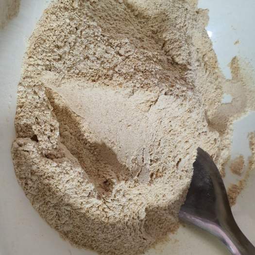 Bột mì nguyên cám