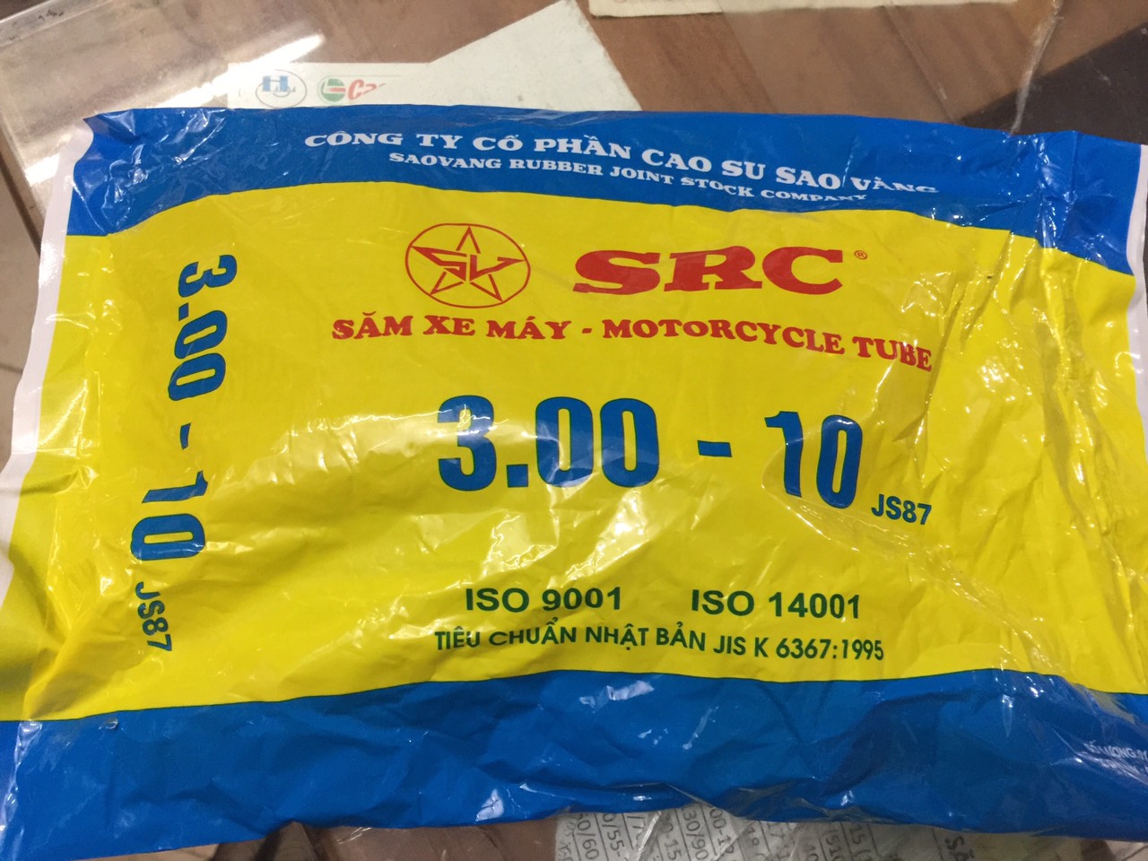 Ruột xe máy sao vàng 300-10 van cong