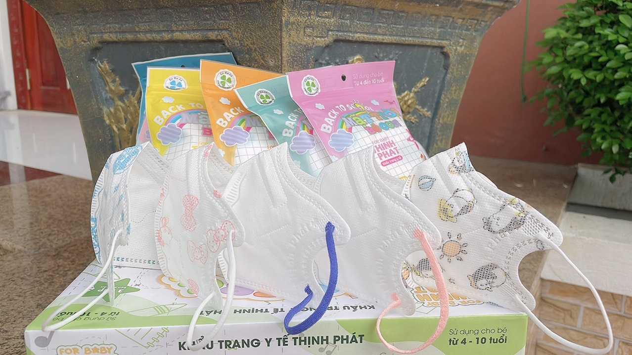 Combo 50 cái khẩu trang trẻ em 6d thịnh phát cỏ ba lá bé từ 3 - 7 tuổi