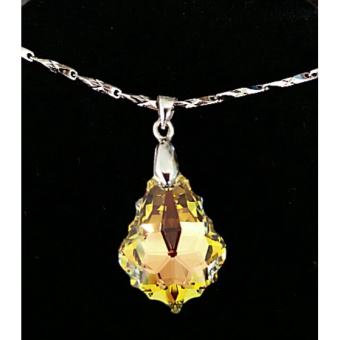 Mặt Pha Lê Swarovski Lá Thông Trắng