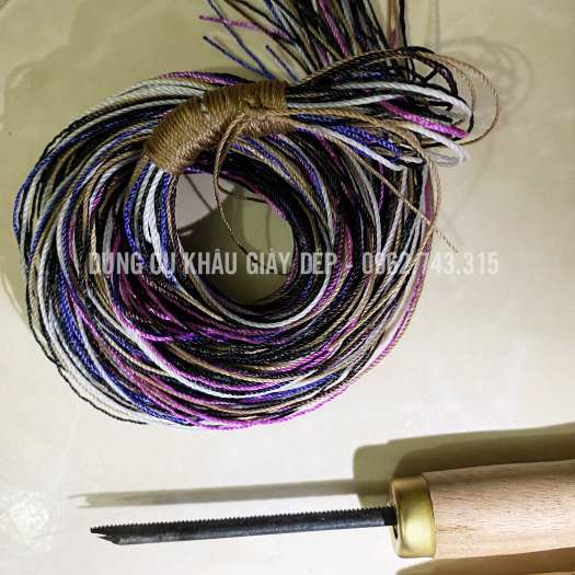 Bộ kim khâu giày tại nhà (Tặng chỉ)