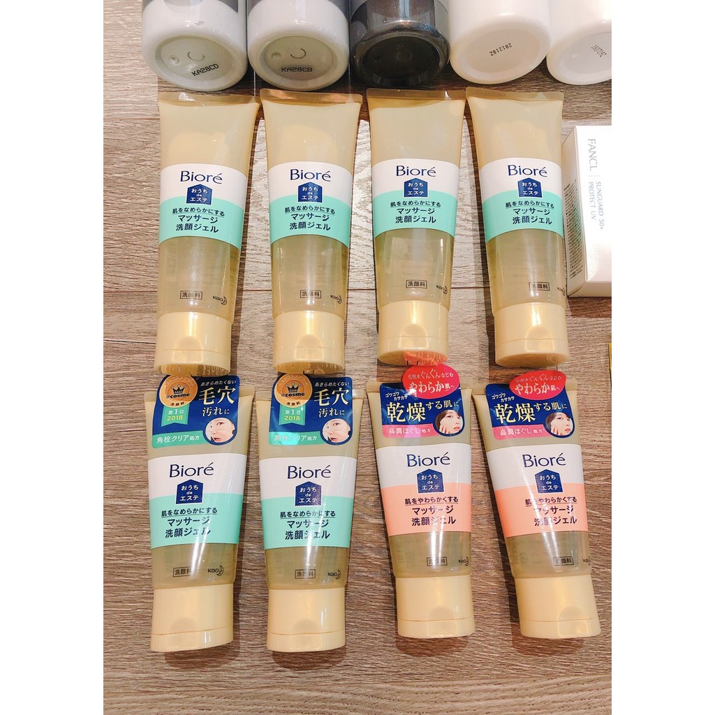 Sữa rửa mặt Gel Biore