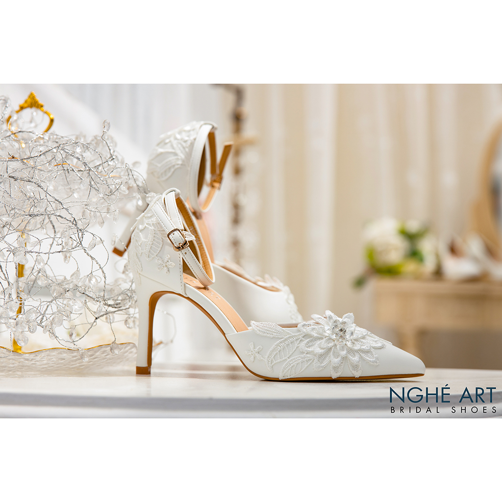 Giày cưới Nghé Art ren trắng 371