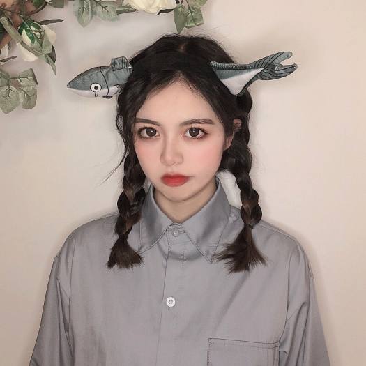 Băng đô rửa mặt trang điểm chống trượt hình con cá dễ thương Basic Jewelry