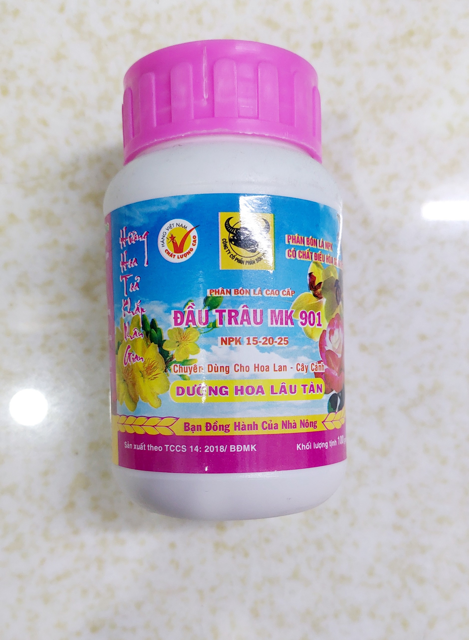Phân bón đầu trâu 901 dưỡng hoa lâu tàn