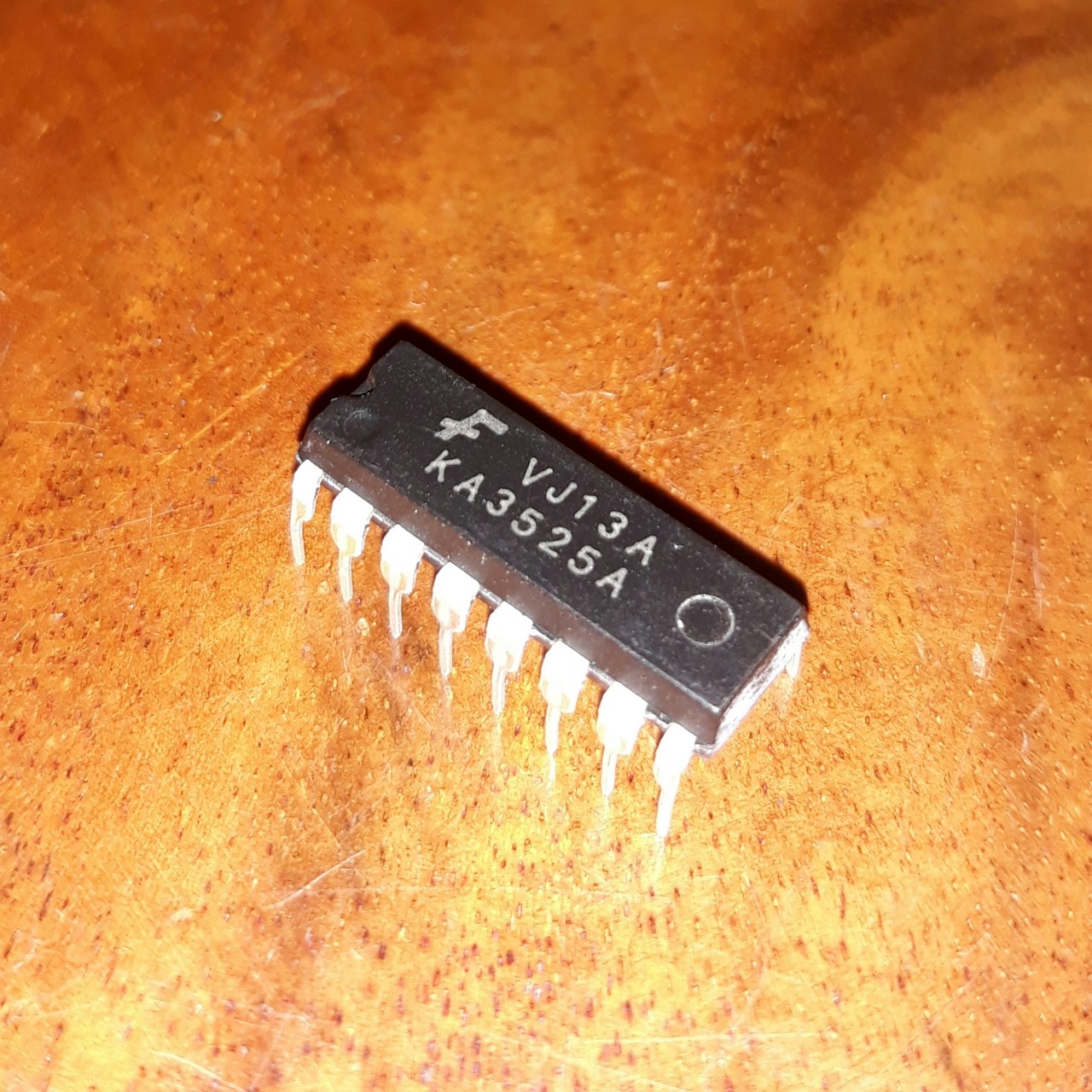 Ic ka3525 chính hãng f – ic tạo dao động lái mosfet