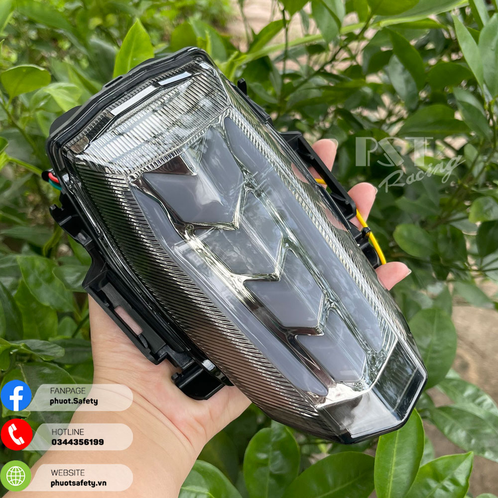 Đèn hậu tích hợp xi nhan R15V3 nhập khẩu