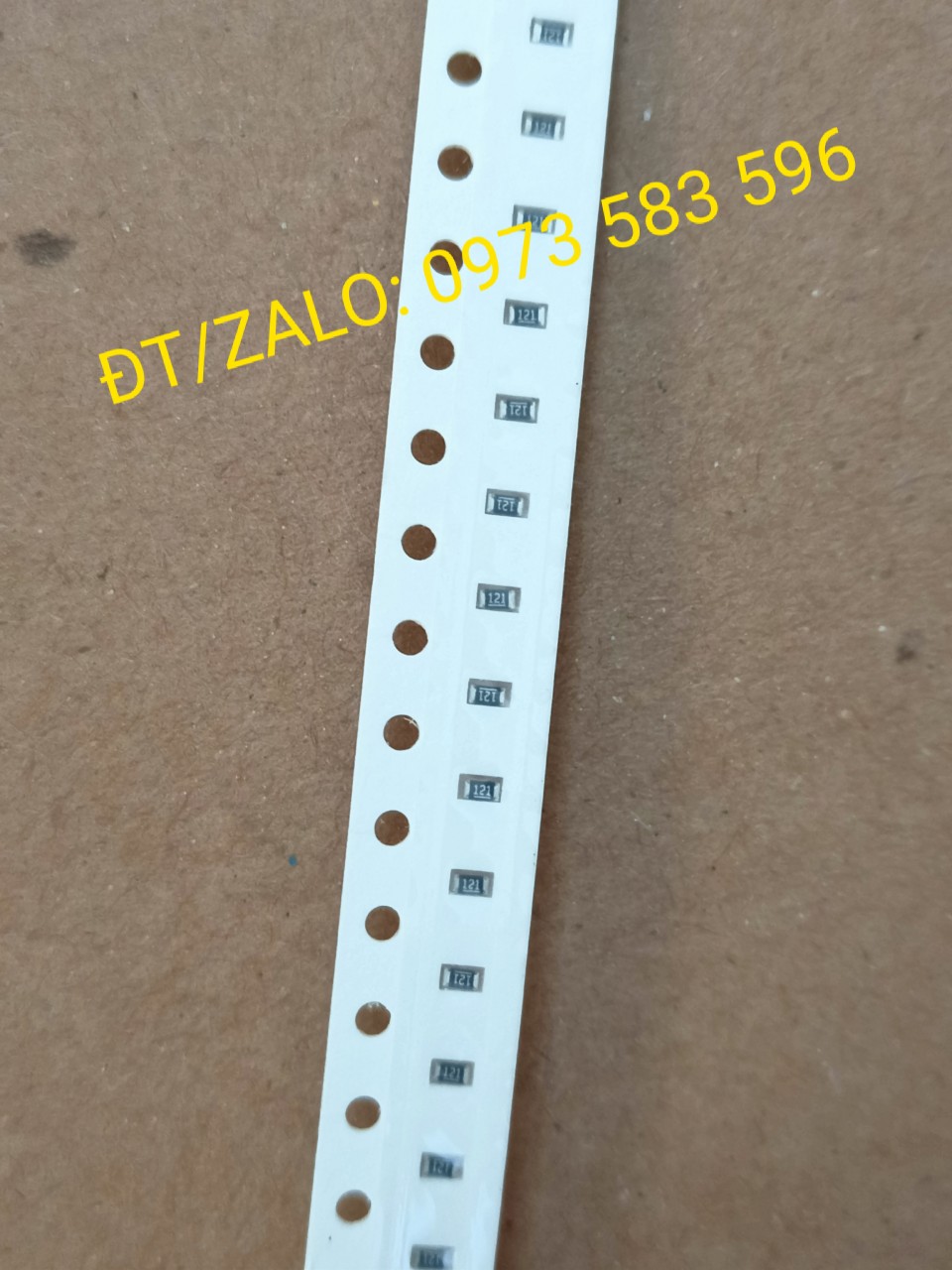 Điện trở dán 121 120r 0603