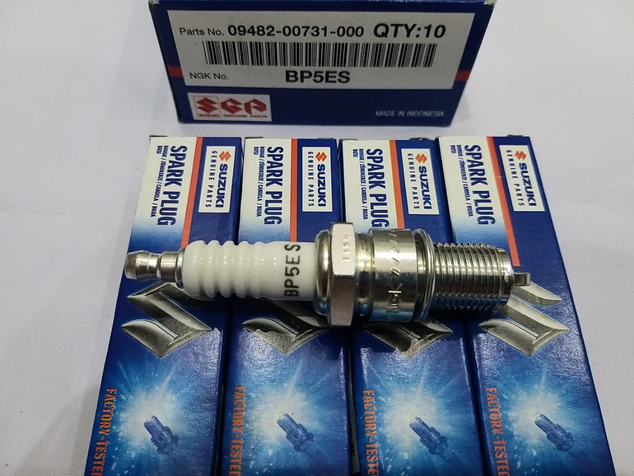 Bugi chính hãng ngk bpr6es-ngk suzuki wagon r+ 2001-2007 và các dòng xe tương ứng