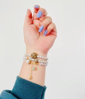 Vòng tay Ngọc Cẩm thạch quấn 3vòng  phối cỏ 4 lá Ngọc Cẩm thạch huyết a