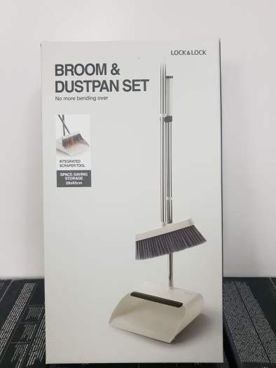 ETM465 – Bộ chổi quét nhà Lock&Lock, cây chổi 28x83cm, dụng cụ hốt 24.5x26x95cm