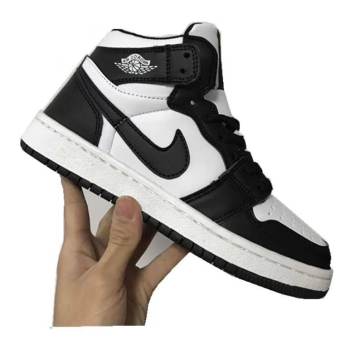 GIÀY NIKE JORDAN ĐEN TRẮNG CAO CỔ HÀNG CAO CẤP