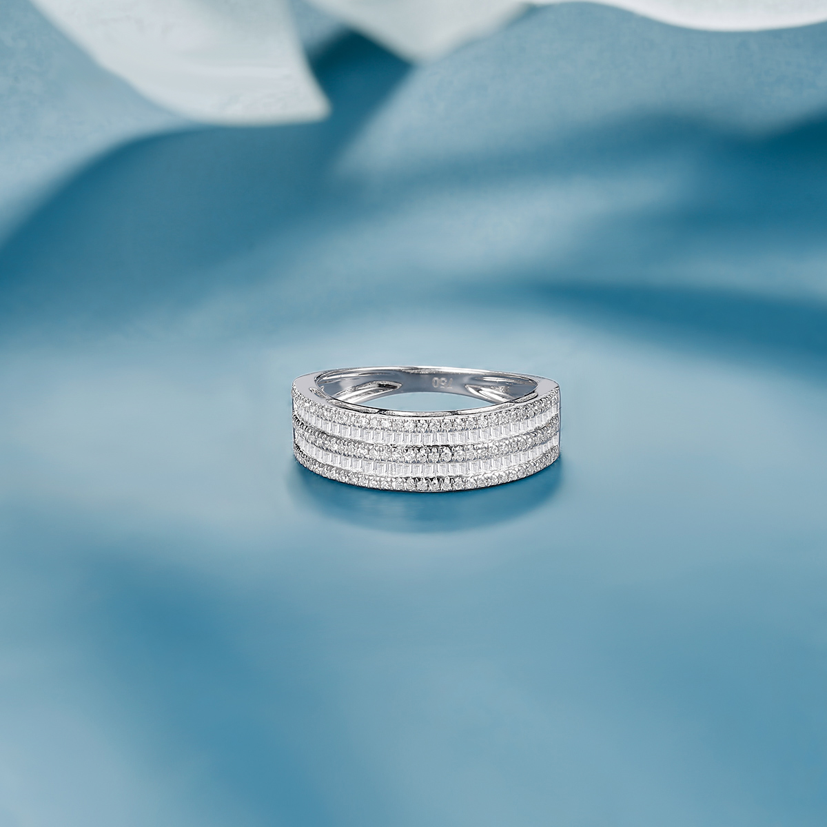 แหวนเพชร Rio Diamonds Ninso ทองคำขาว 18K