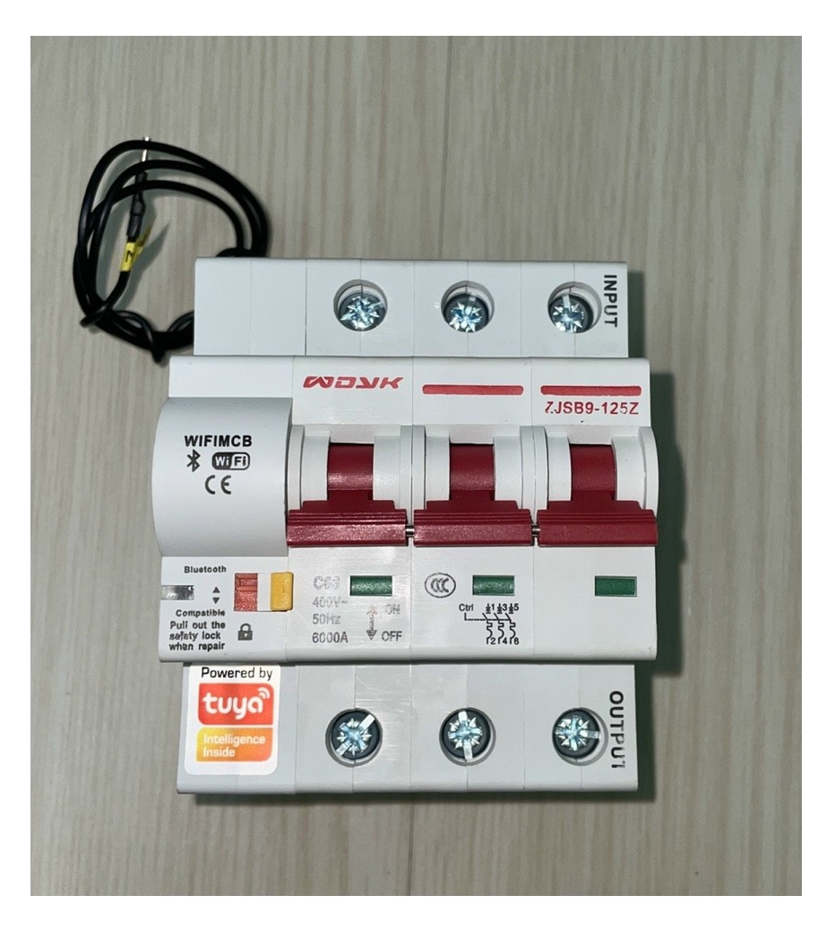 Aptomat CB thông minh Wifi, bluetooth Tuya 3P dòng 40A bật tắt từ xa qua điện thoại