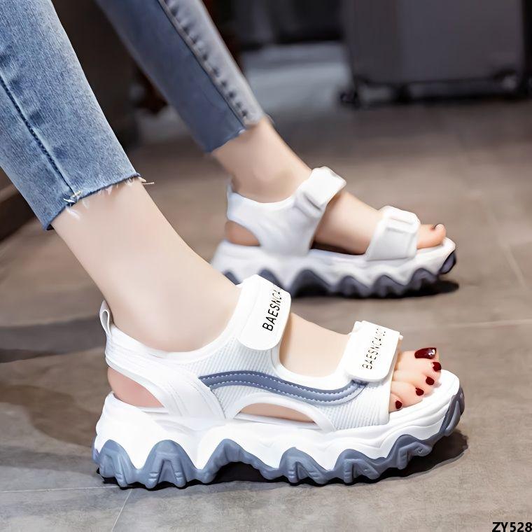 sports flip flops ladies