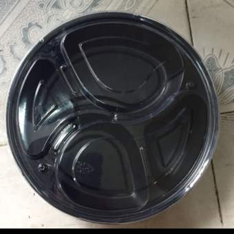 Hộp nhựa 3 ngăn đế đen đựng cơm(Giá 50 cái)