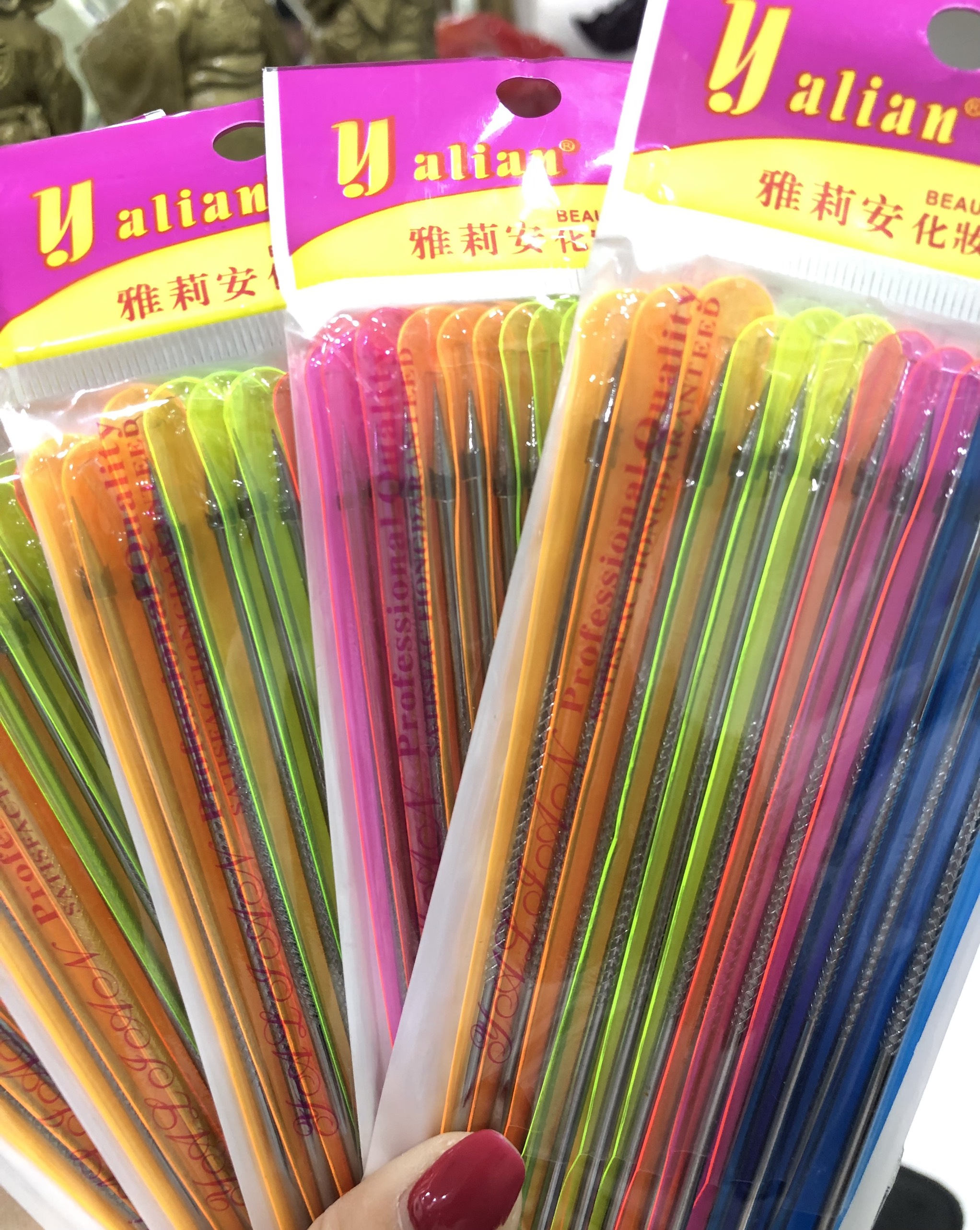 Cây Nặn Mụn Spa ( Vĩ 12 Cây )