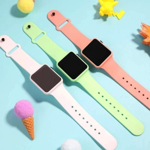ภาพหน้าปกสินค้านาฬิกาสีหวานๆ สีลูกอม ระบบดิจิตอล (ไม่สามารถเชื่อมต่อกับโทรศัพท์ได้) เป็นนาฬิกาแฟชั่นเท่านั้น ที่เกี่ยวข้อง