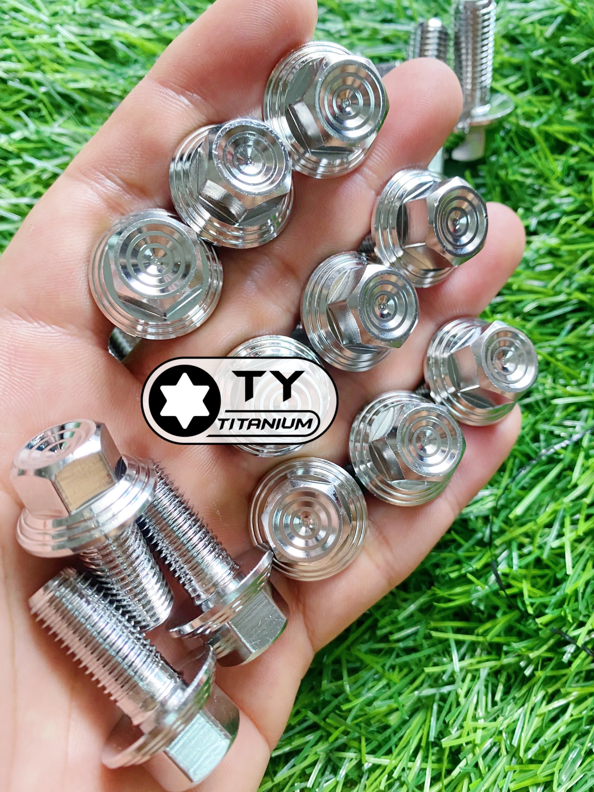 Ốc Salaya inox304 6li 6ly 8li 8ly 10li 10ly Trụ mẫu Thái có đủ tất cả các size