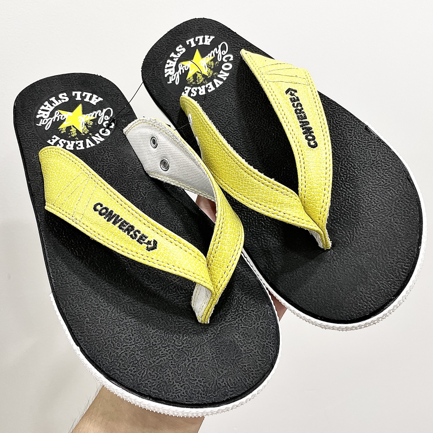 Dép xỏ ngón nam Converse hàng xịn cao cấp. Bền bỉ êm chân siêu rẻ, thời trang cá tính
