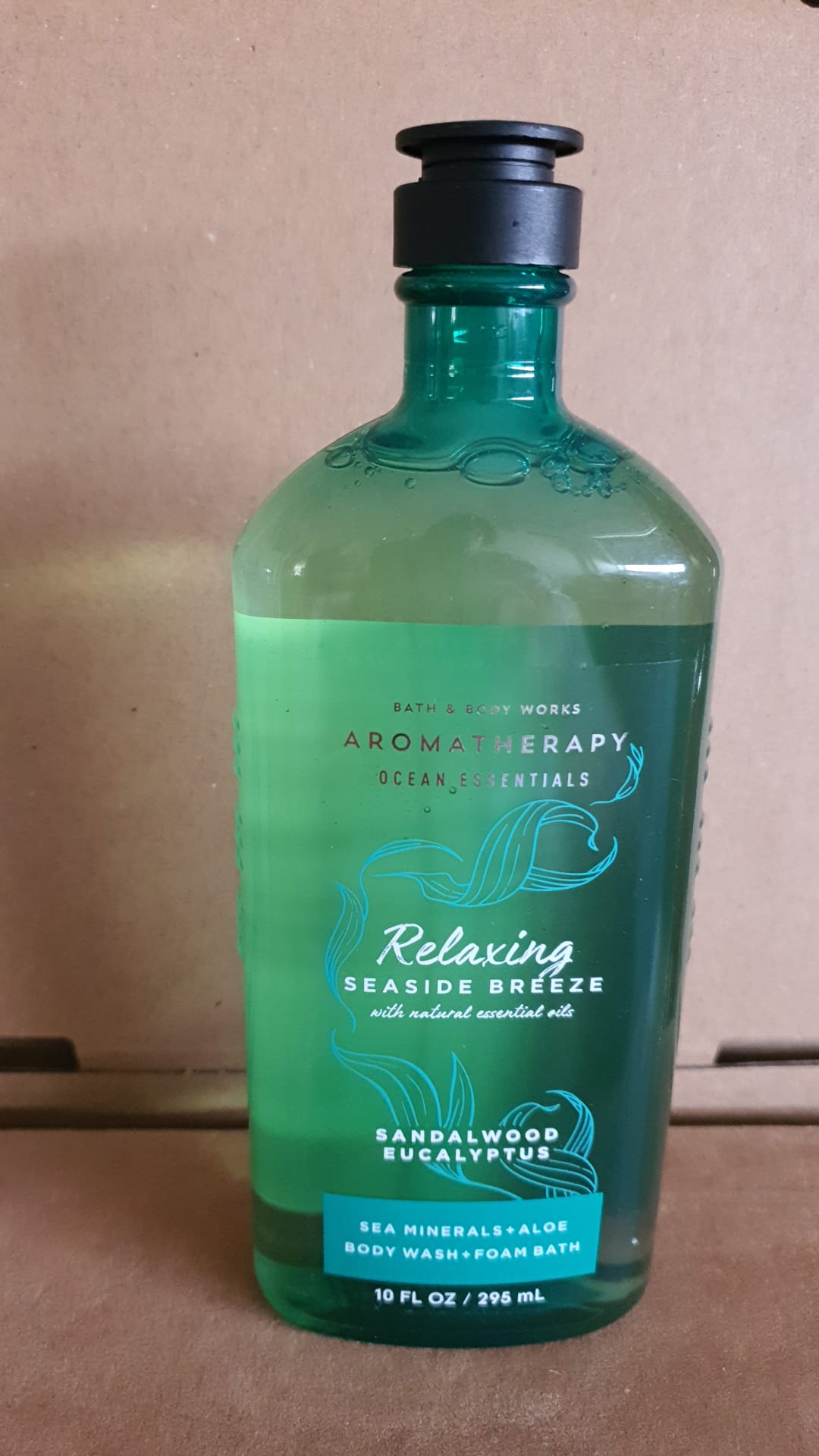 Bath & Body Works Aromatherapy Sandlewood retailer Eucalyptus Relaxing Seaside Breeze