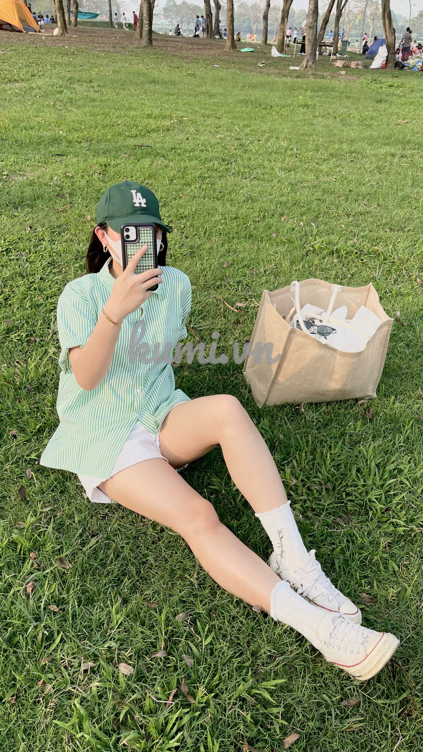 Kumivn áo sơ mi cộc tay sọc xanh mint