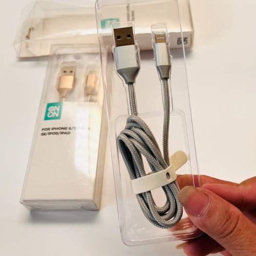 Cáp sạc iphone Lightning 1m eValu LTL-04 Xanh Navi