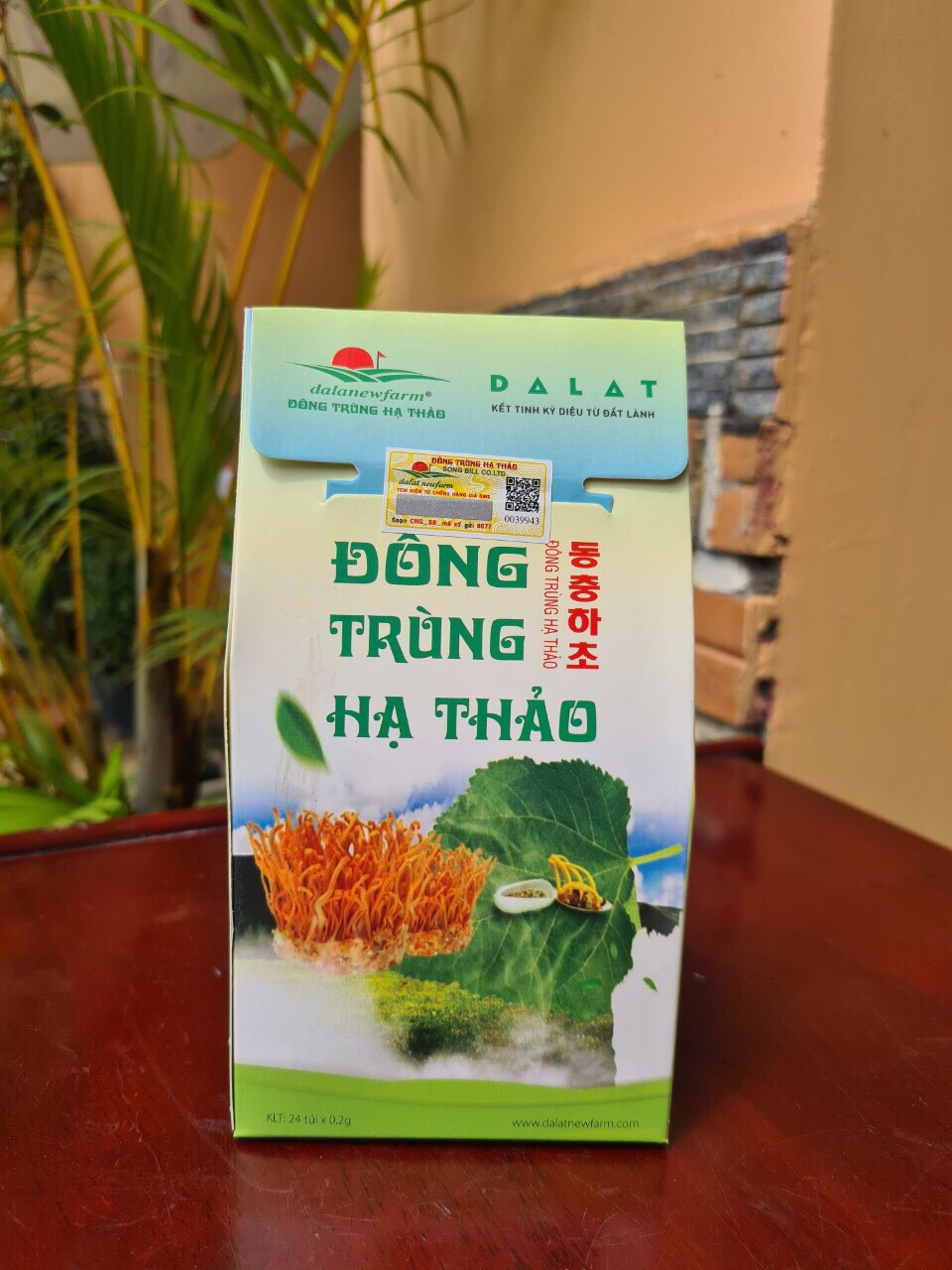 Trà đông trùng hạ thảo - món quà từ đất lành