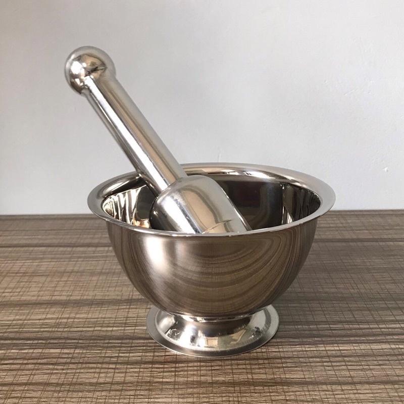 Bộ chày cối inox nhà bếp,cối chày không gỉ,bộ chày cối đa năng,cối dầy dặn có đế không lo chượt,chày chắc chắn,chày cối giúp bạn giá được mọi thứ không mất thời gian, không độc hại,tiện lợi,an toàn,hàng cao cấp BH 6 THÁNG.