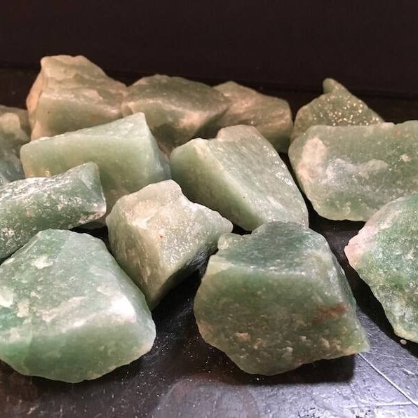 Raw green aventurine - rough green aventurine - healing crystal - green aventurine - heart chakra - 