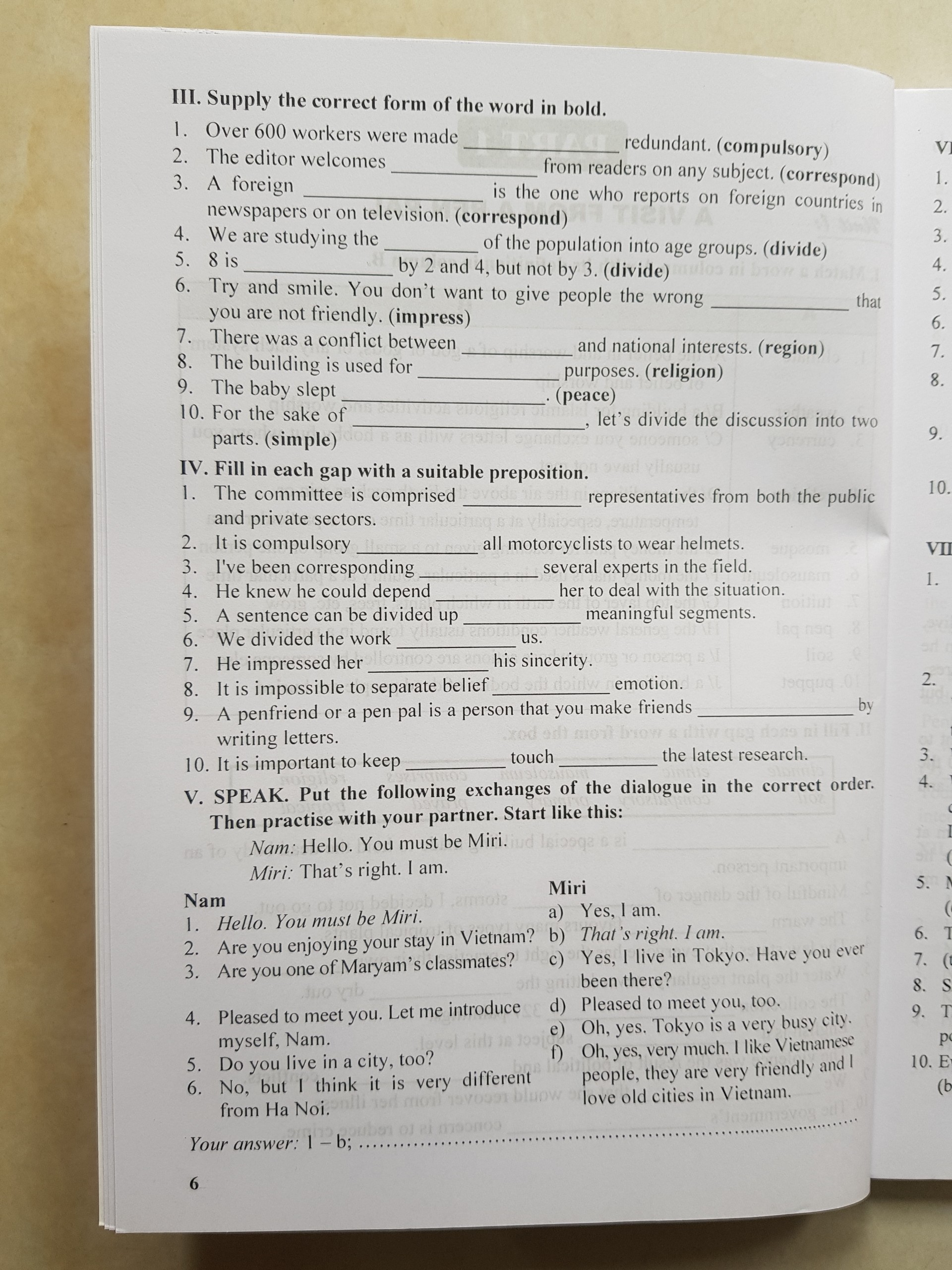 Sách - Bài tập tiếng anh 9 Pearson không đáp án - Lưu Hoằng Trí