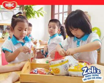 Bánh chà bông phô mai/ gà quay zeli's