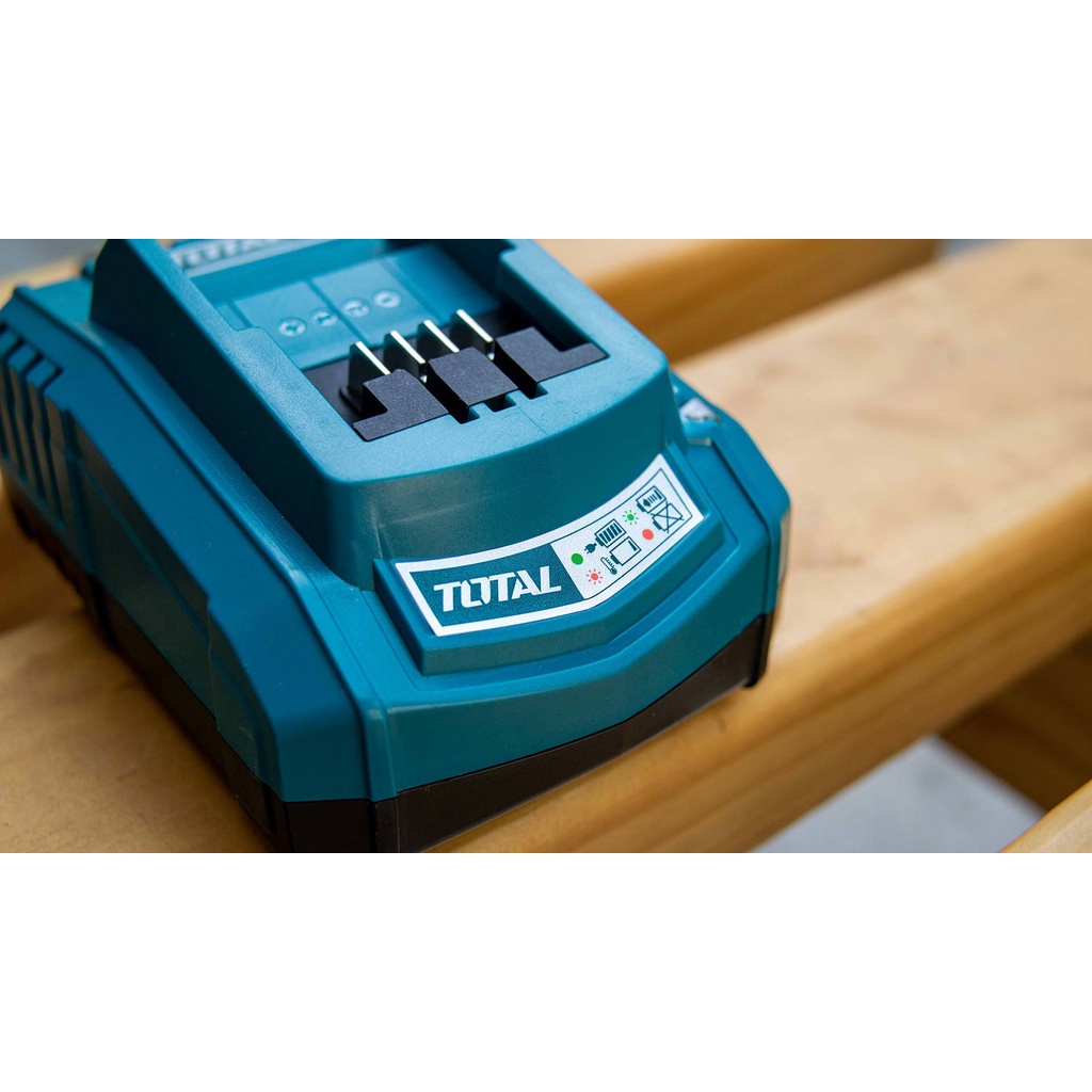 Sạc pin 20v total lithium tfcli2001