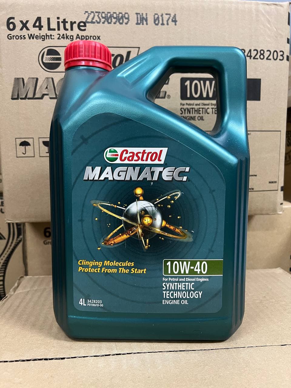 Castrol Magnatec 10w40 Semi Synthetic Engine oil 4L Original 3384282