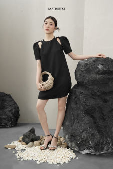 RẬP - Đầm Thân Suông Cổ Tròn Đính Đá Khoét Vai - CHIC 01 - FS