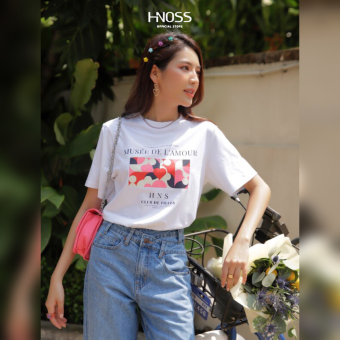 Áo thun nữ thời trang HNOSS tay ngắn form body in chữ "MUSÉEin HNATH029