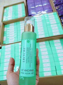 lro'cre xịt khoáng