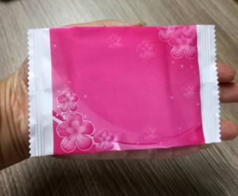 200 cái khăn lạnh, khăn ướt mini màu hồng