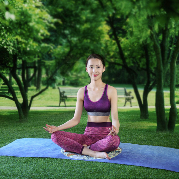Thảm tập yoga du lịch chính hãng nicegood dùng để đi du lịch gấp gọn hoặc trải lên thảm tập có sẵn
