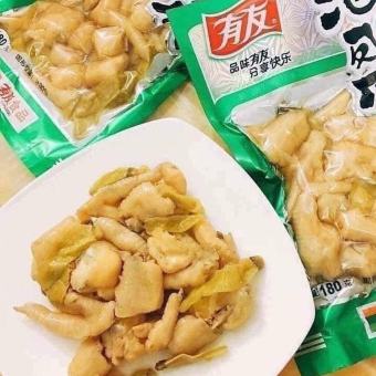Chân GÀ CAY YUYU gói 180g 🍺 Đồ ăn vặt nội địa Trung Quốc