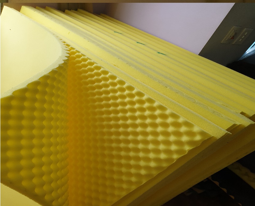 Tấm Mút tiêu âm Cách âm hình trứng.Size 80cm*1m dày 3cm(Được chọn màu)