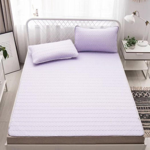 Ga trải giường chiếu điều hòa cao cấp và hai vỏ gối cao su non siêu êm mát mùa hè ấm mùa đông