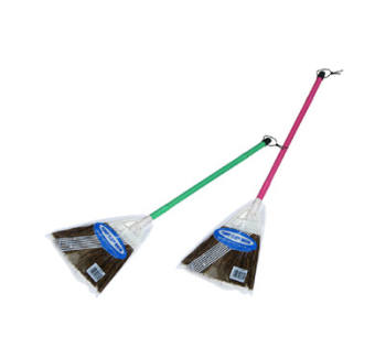 Chổi cán nhựa