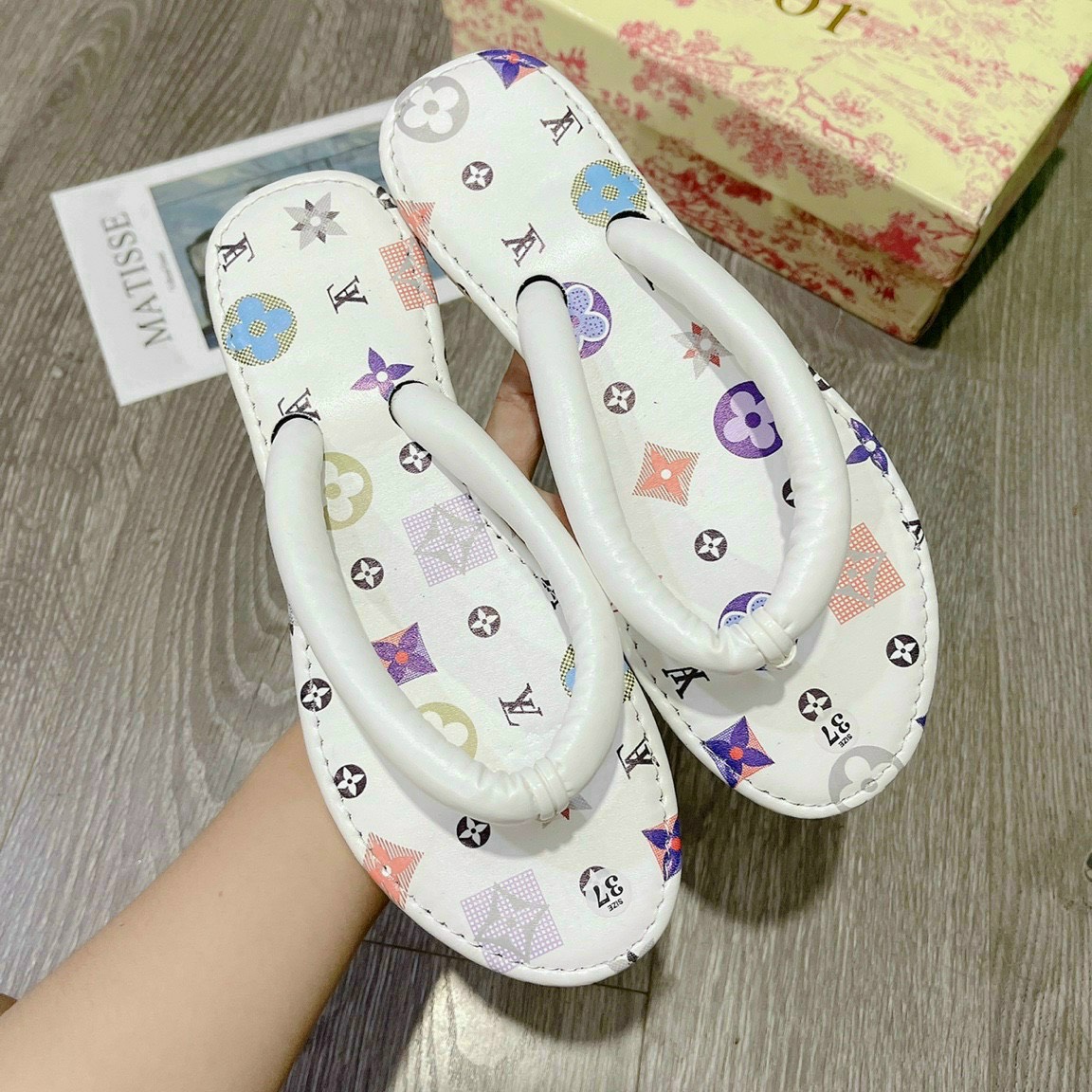 [Hoàn Tiền 15%]Dép Lê nữ Xỏ ngón đi chơi , đi biển cực xinh