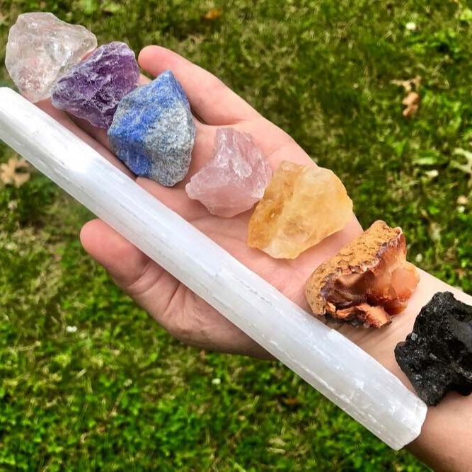 Tinh thể Thô 7 luân xa được thiết lập với đũa selenite-Bộ luân xa-Đá luân xa-Tinh thể luân xa-Tinh thể chữa bệnh và đá-Bảy luân xa